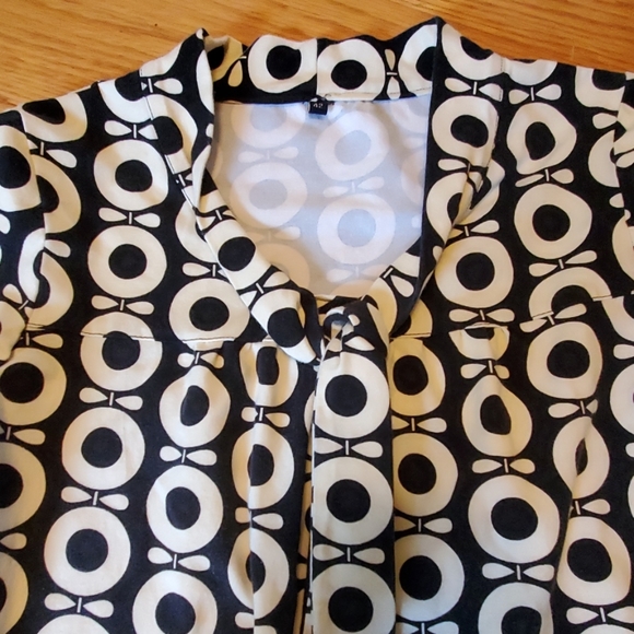 Super cute retro top - Picture 2 of 4